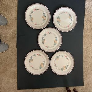 5 Corelle Abundance dinner plates